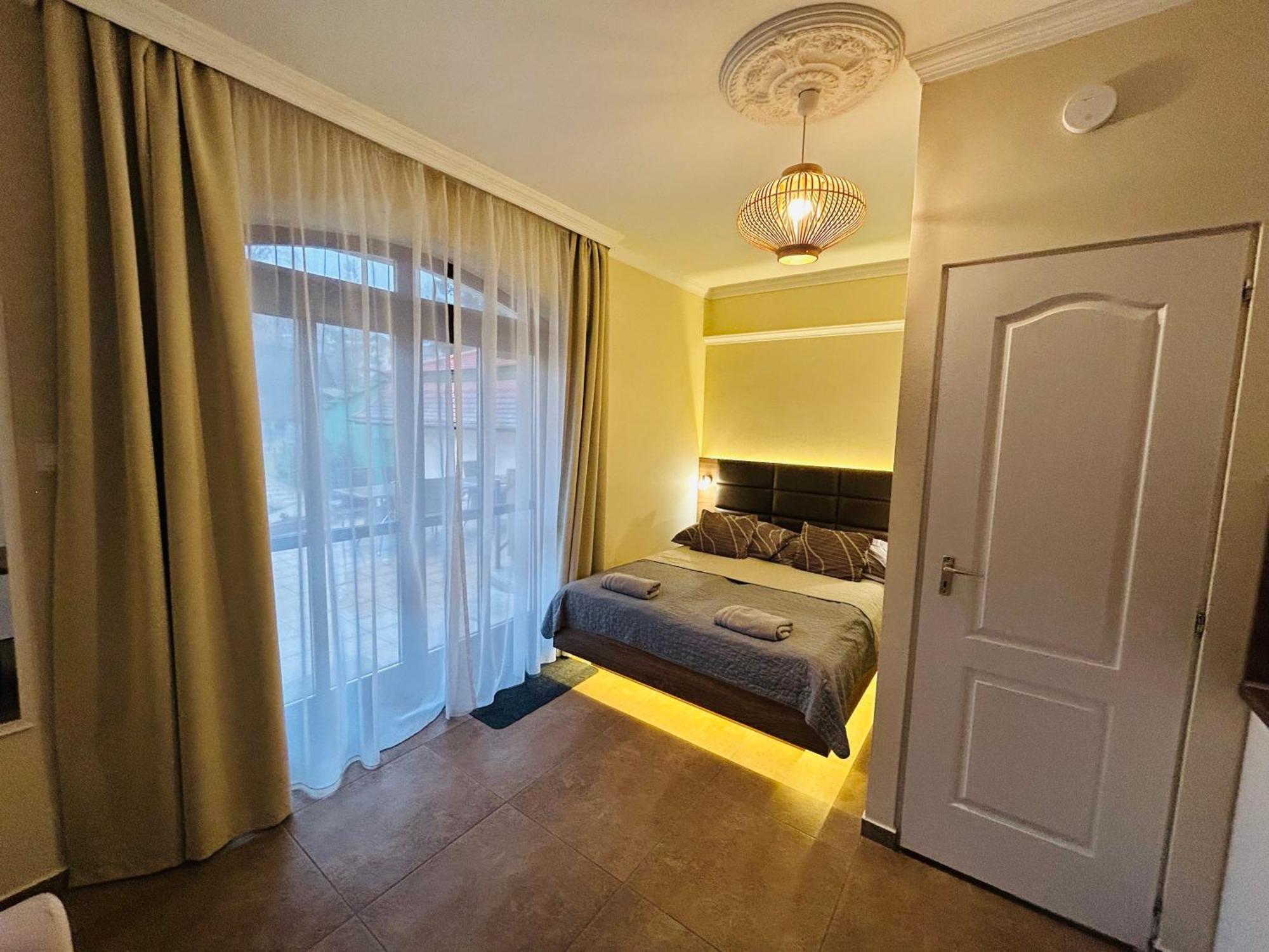 Harmonia Vendeghaz Hotel Miskolc Eksteriør billede