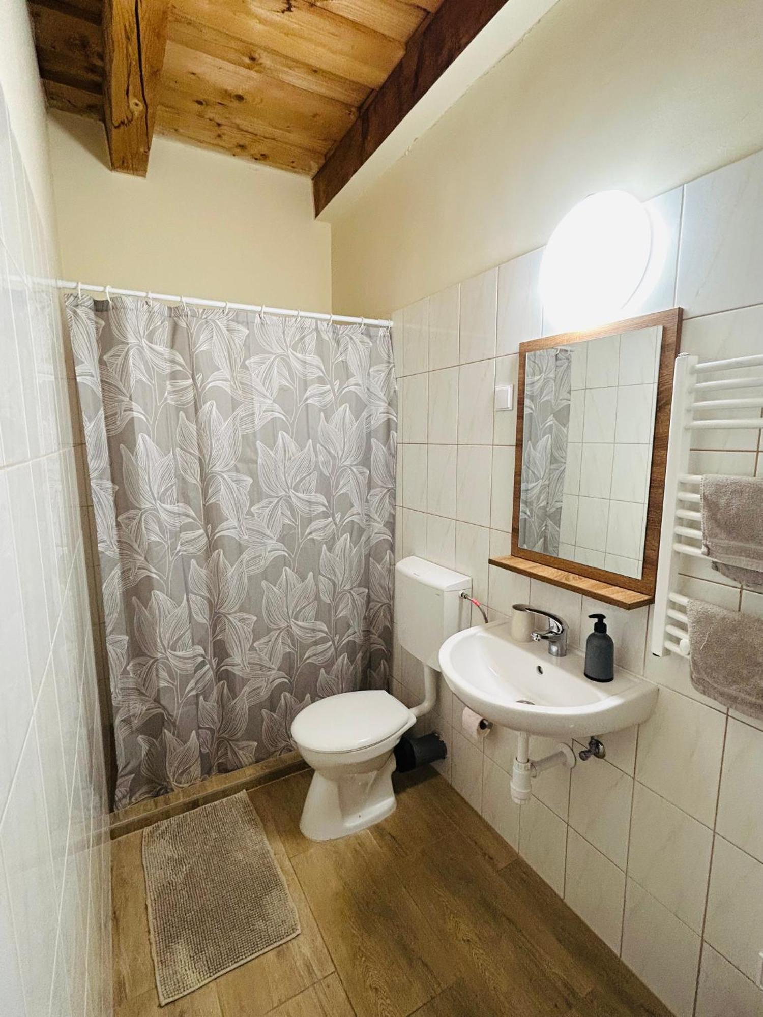 Harmonia Vendeghaz Hotel Miskolc Eksteriør billede