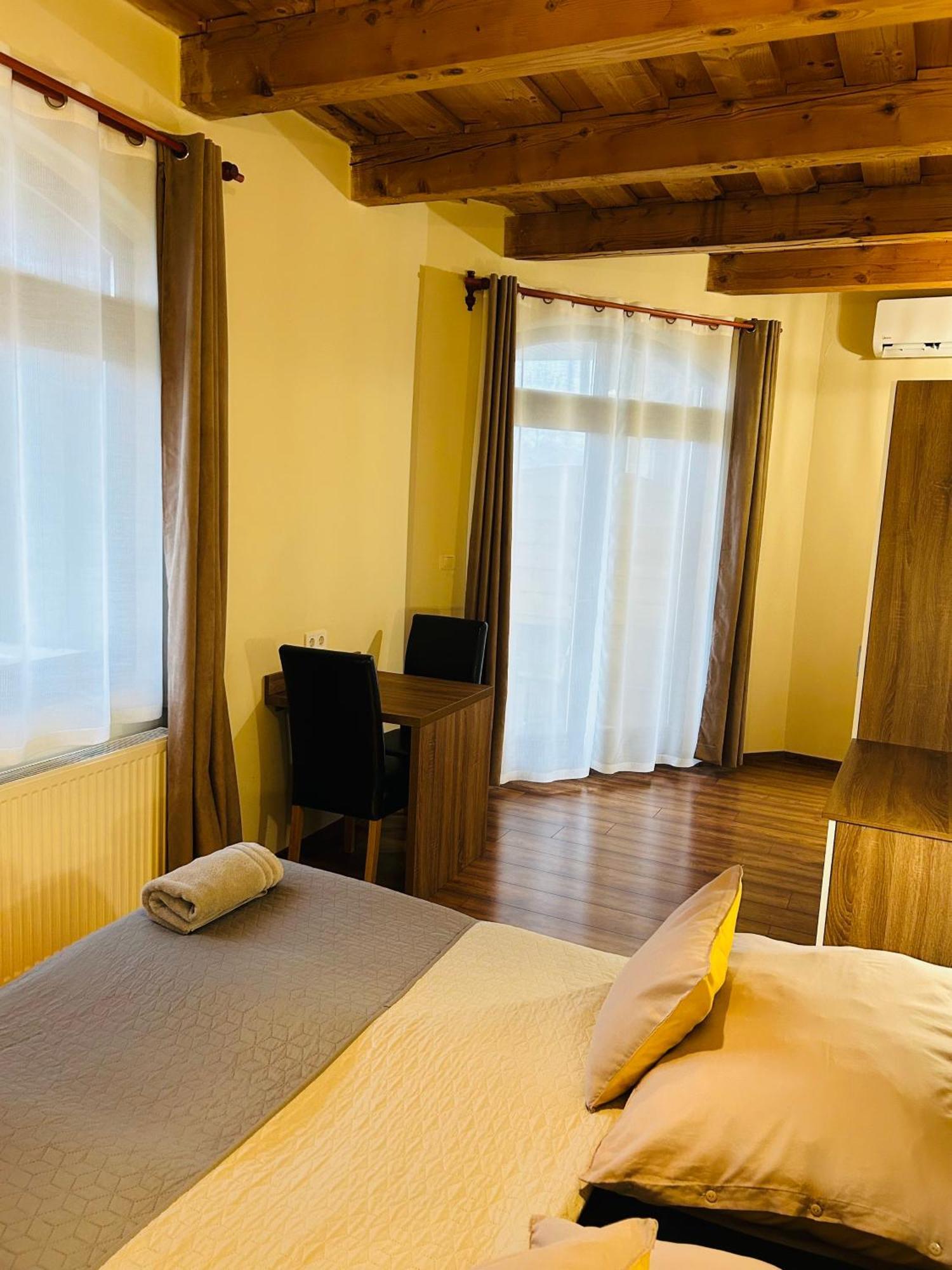 Harmonia Vendeghaz Hotel Miskolc Eksteriør billede