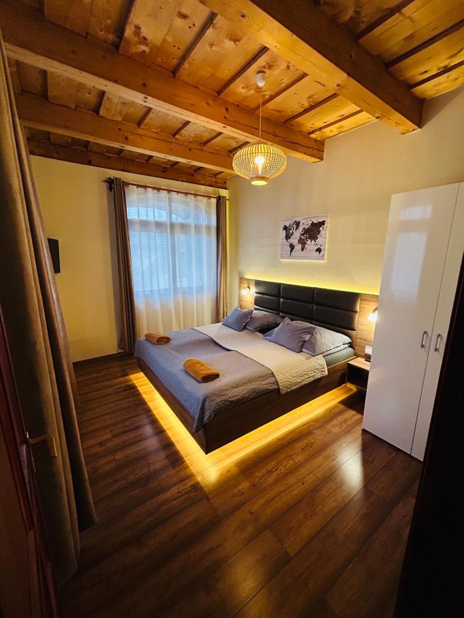 Harmonia Vendeghaz Hotel Miskolc Eksteriør billede