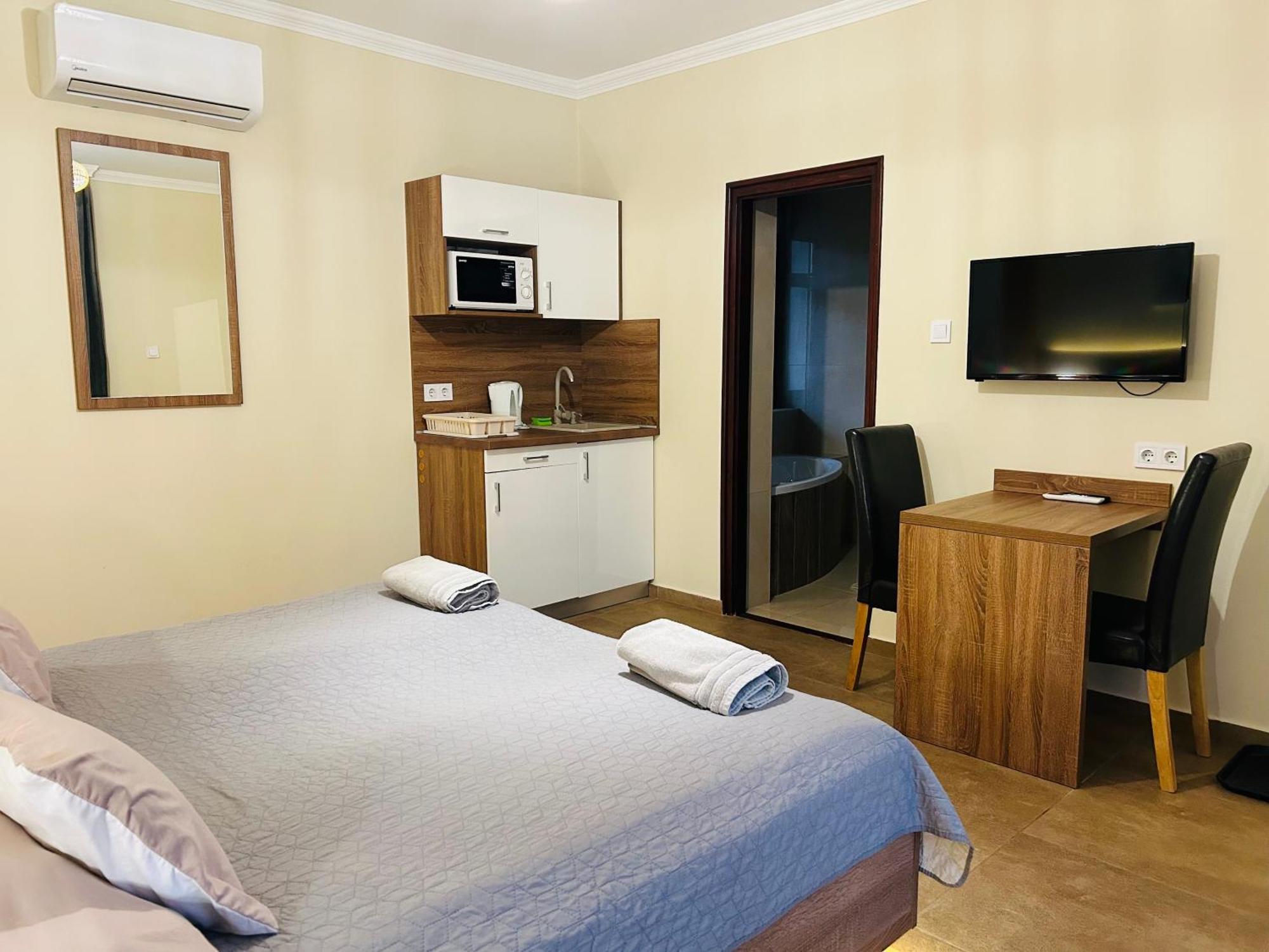 Harmonia Vendeghaz Hotel Miskolc Eksteriør billede