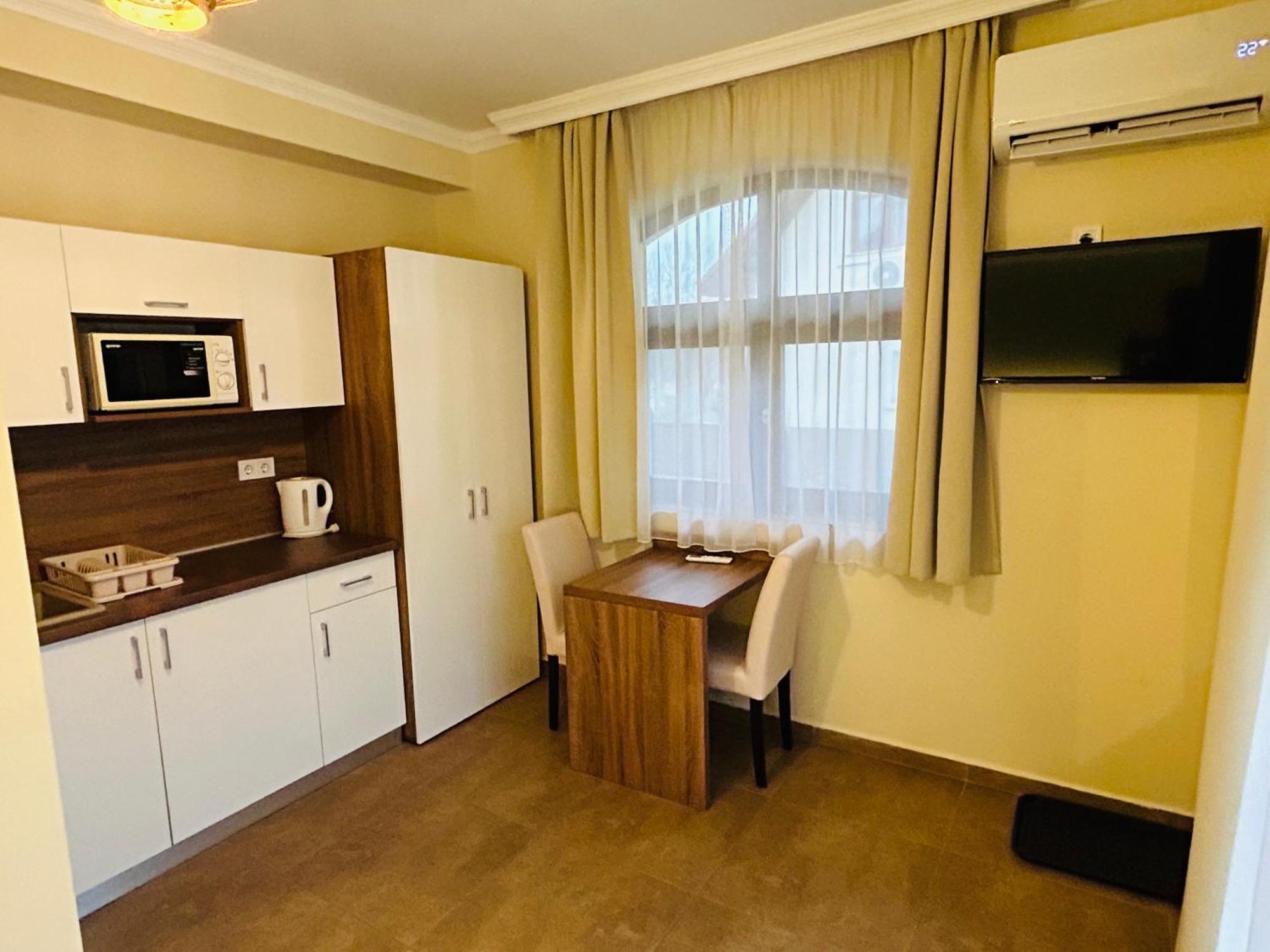 Harmonia Vendeghaz Hotel Miskolc Eksteriør billede