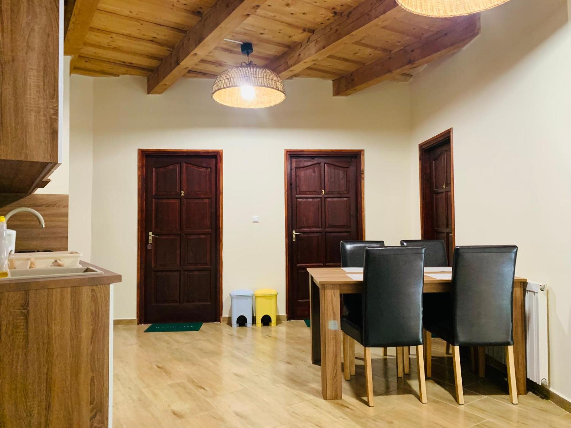 Harmonia Vendeghaz Hotel Miskolc Eksteriør billede