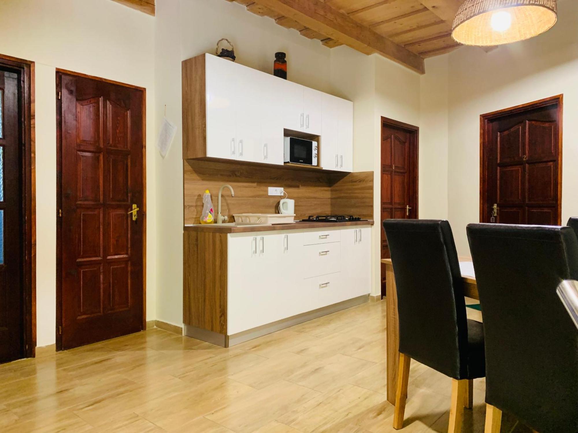 Harmonia Vendeghaz Hotel Miskolc Eksteriør billede