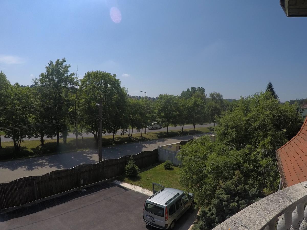 Harmonia Vendeghaz Hotel Miskolc Eksteriør billede
